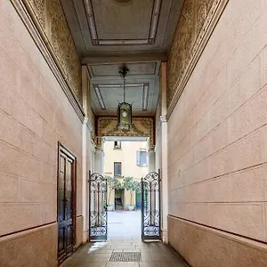 duomo-prestigious-penthouse-with-panoramic-view.it-lombardy.com/
